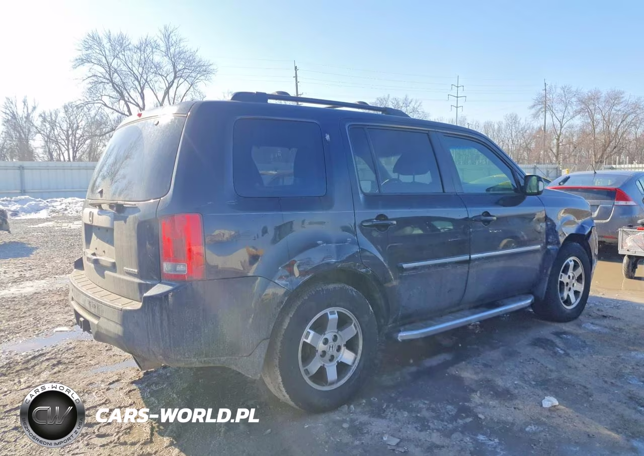2013 Honda Pilot Touring VIN:5FNYF3H91DB020271 - 3