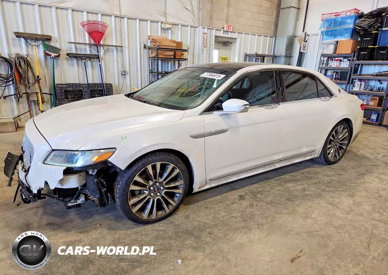 2017 Lincoln Continental Reserve