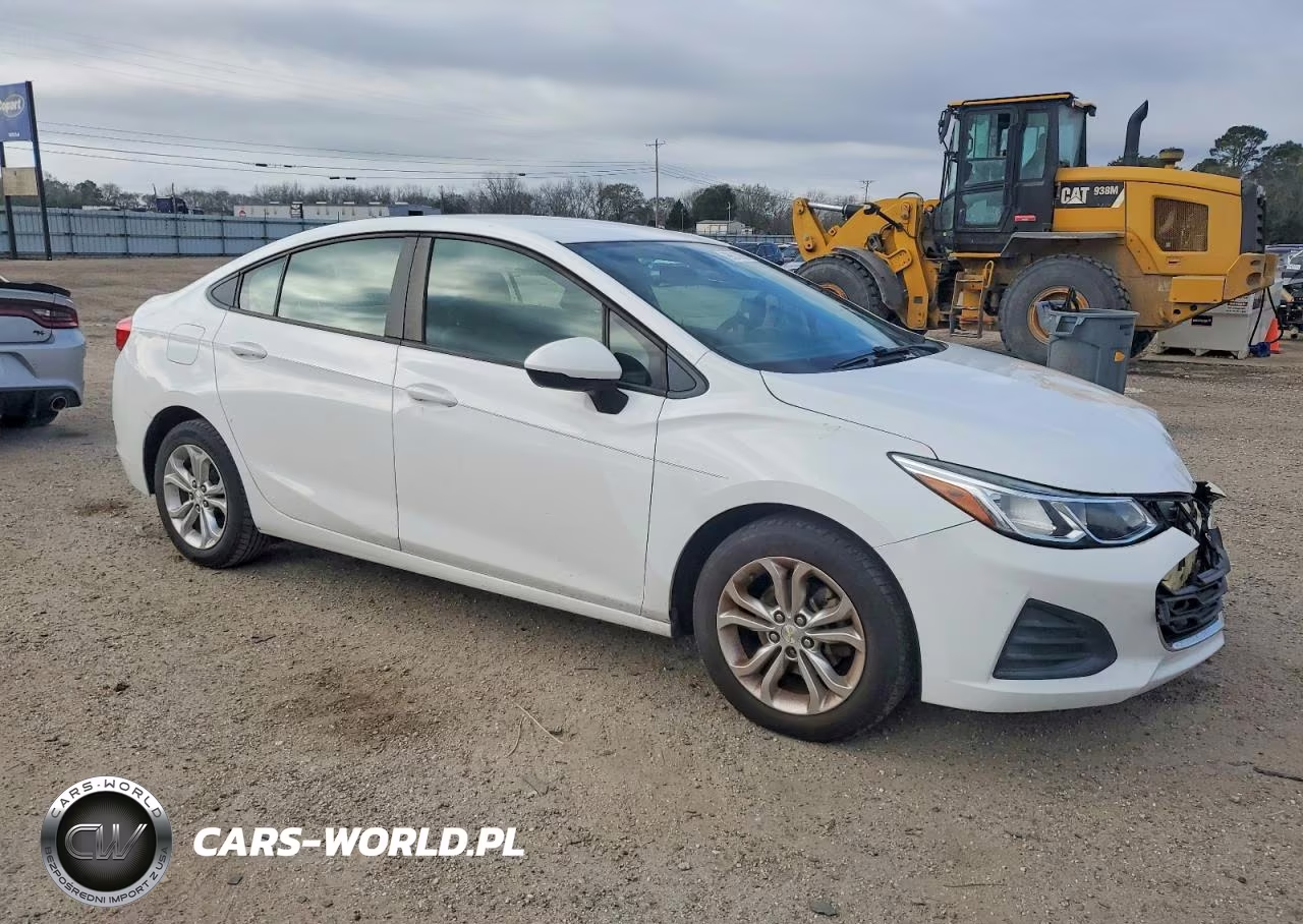 2019 Chevrolet Cruze Ls VIN:1G1BC5SM4K7152797 - 4