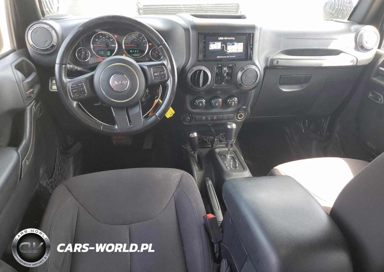 2015 Jeep Wrangler Unlimited Sport VIN:1C4BJWDG6FL556224 - 8