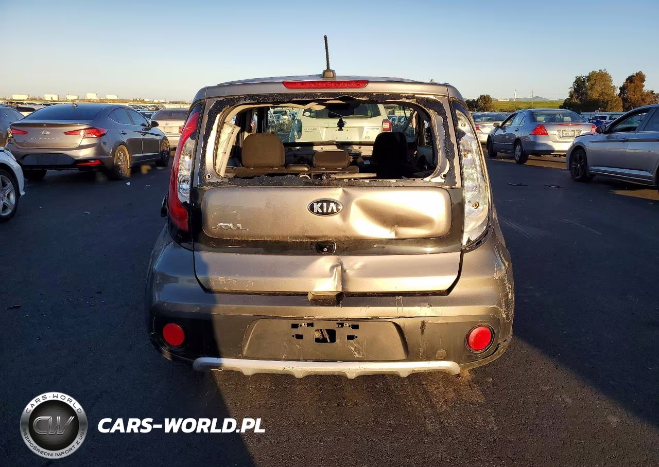 2018 Kia Soul + VIN:KNDJP3A50J7531171 - 7