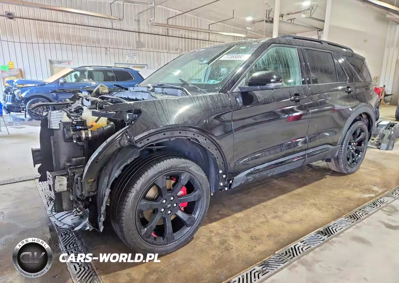 2022 Ford Explorer St