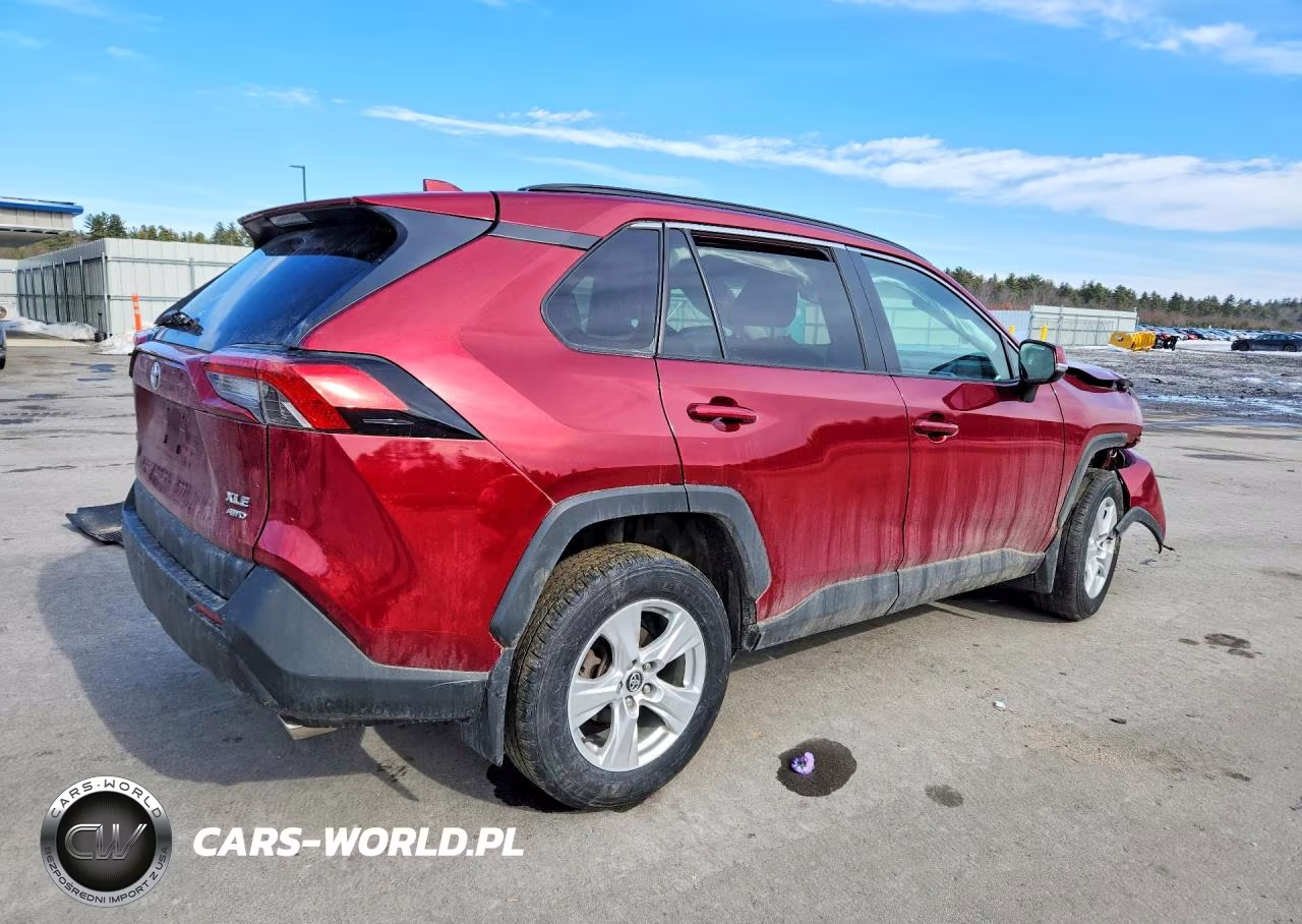 2020 Toyota Rav4 Xle VIN:2T3P1RFV9LW087643 - 3