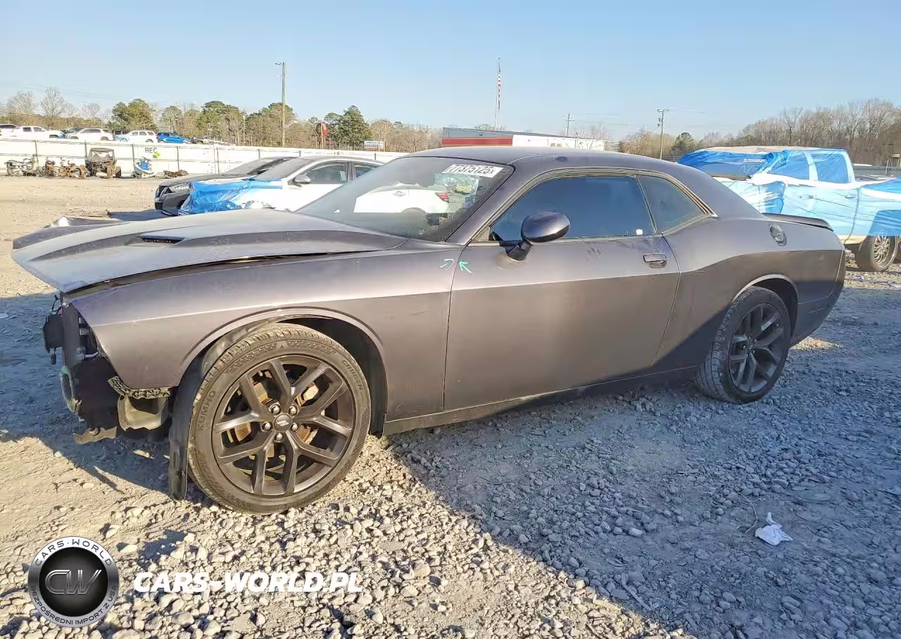 2022 Dodge Challenger Sxt