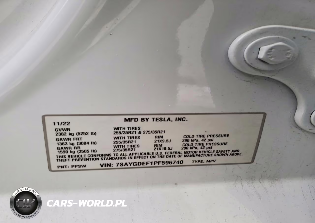 2023 Tesla Model Y VIN:7SAYGDEF1PF596740 - 13