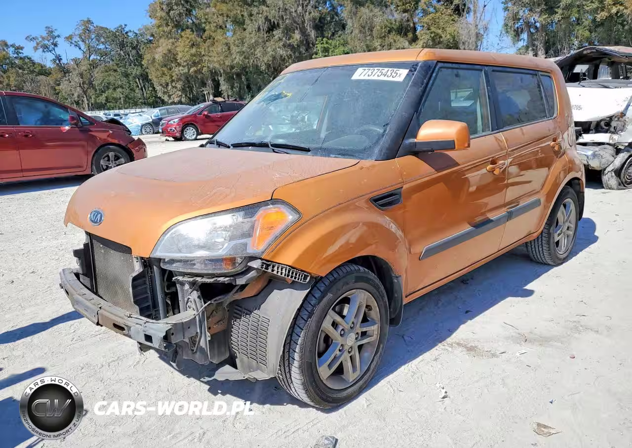 2011 Kia Soul +