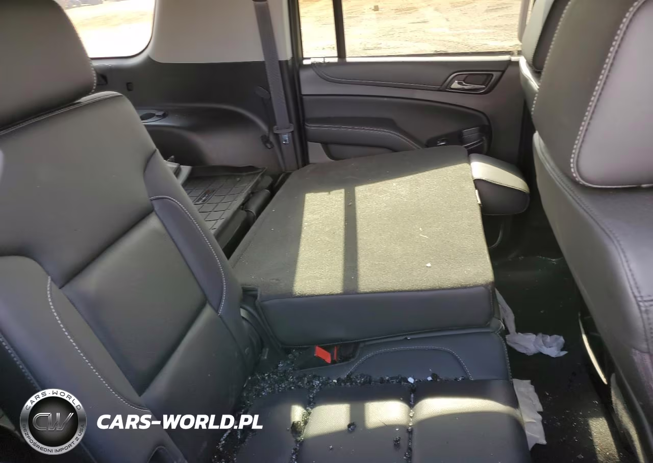 2019 Chevrolet Suburban K1500 Premier VIN:1GNSKJKJ5KR252959 - 11