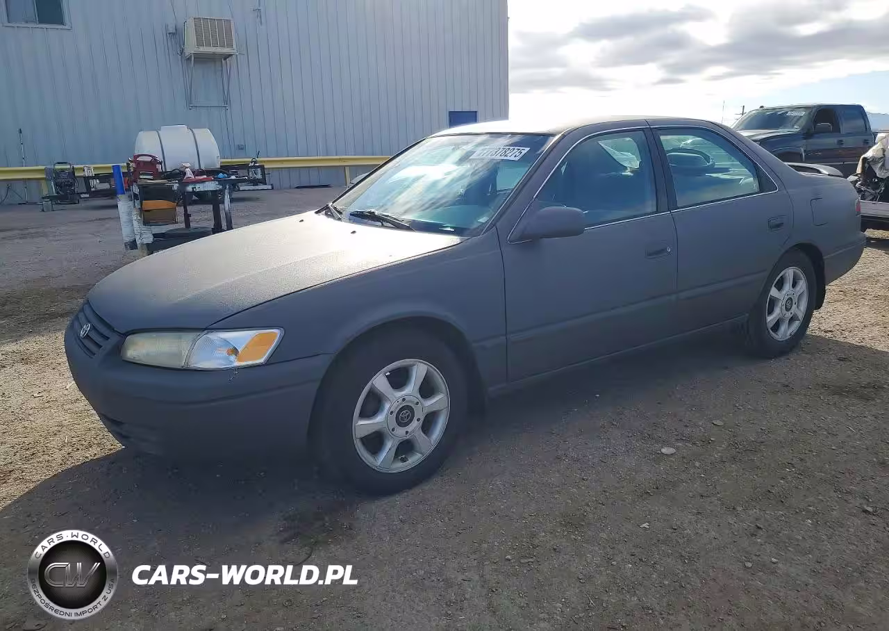 1999 Toyota Camry Ce