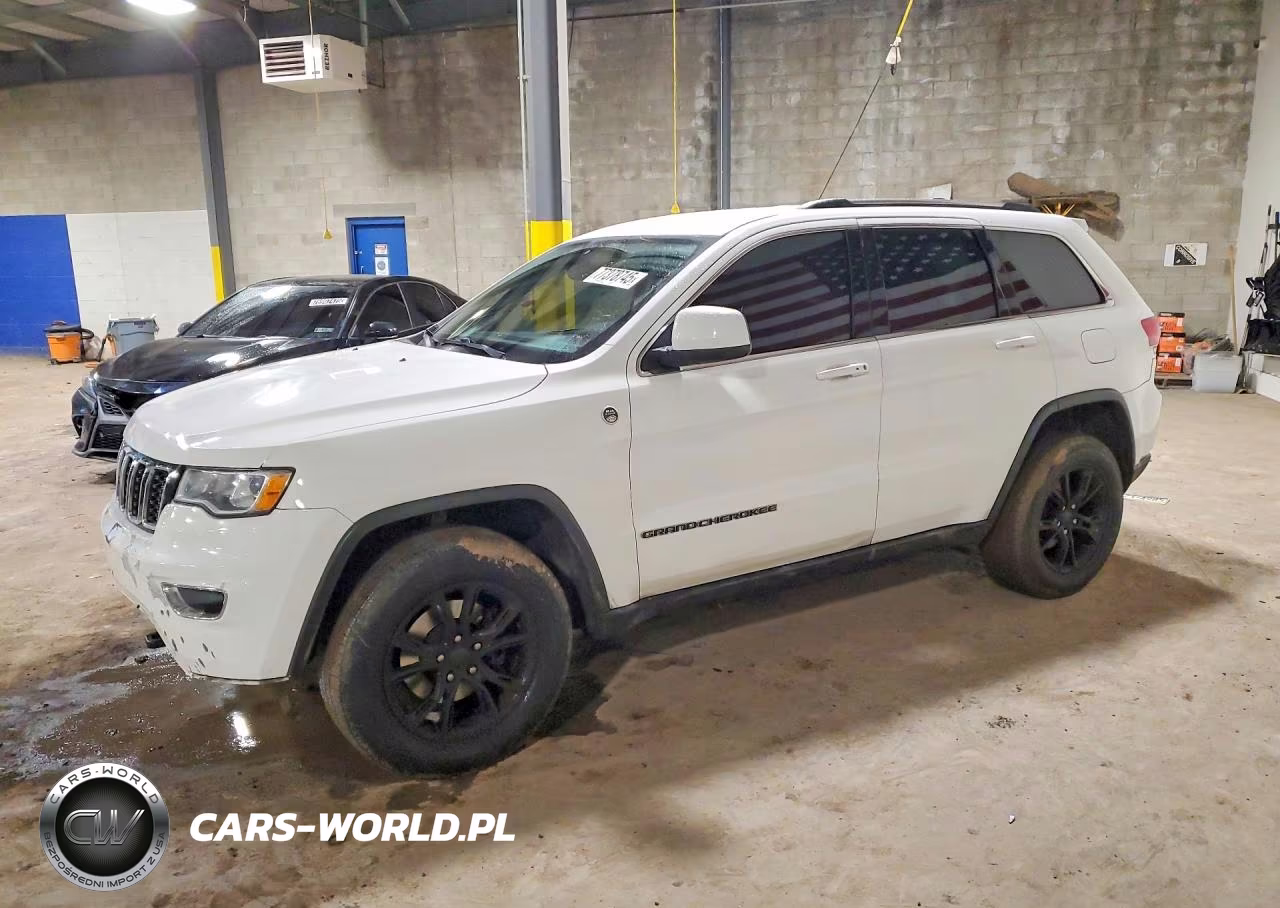 2017 Jeep Grand Cherokee Laredo