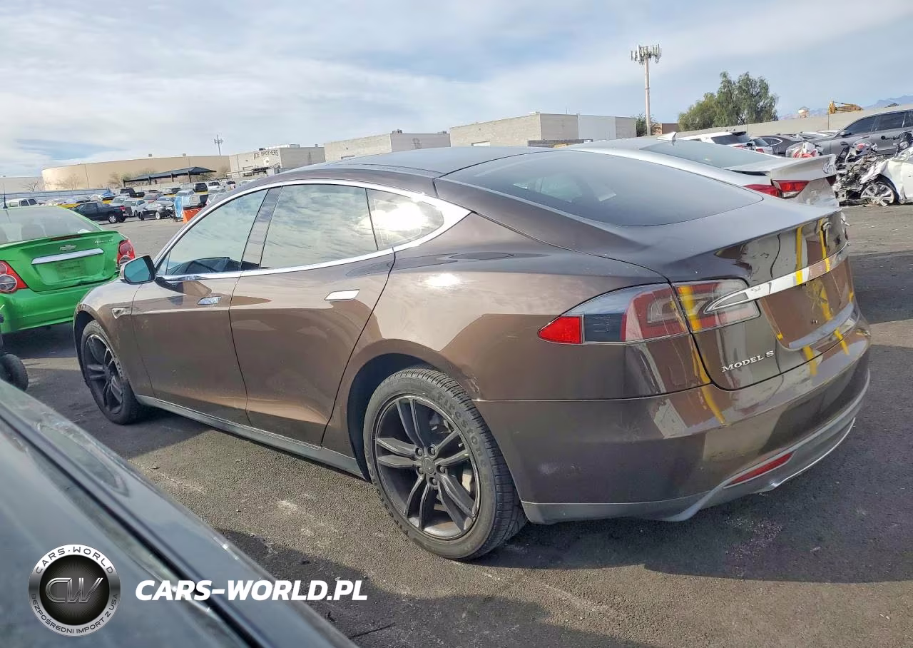 2013 Tesla Model S VIN:5YJSA1CN7DFP04271 - 2
