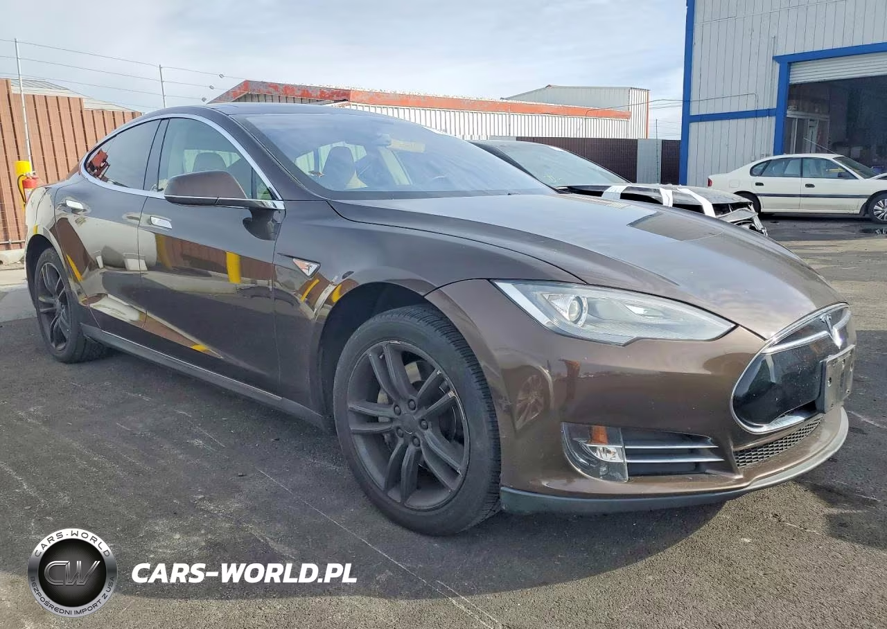2013 Tesla Model S VIN:5YJSA1CN7DFP04271 - 4