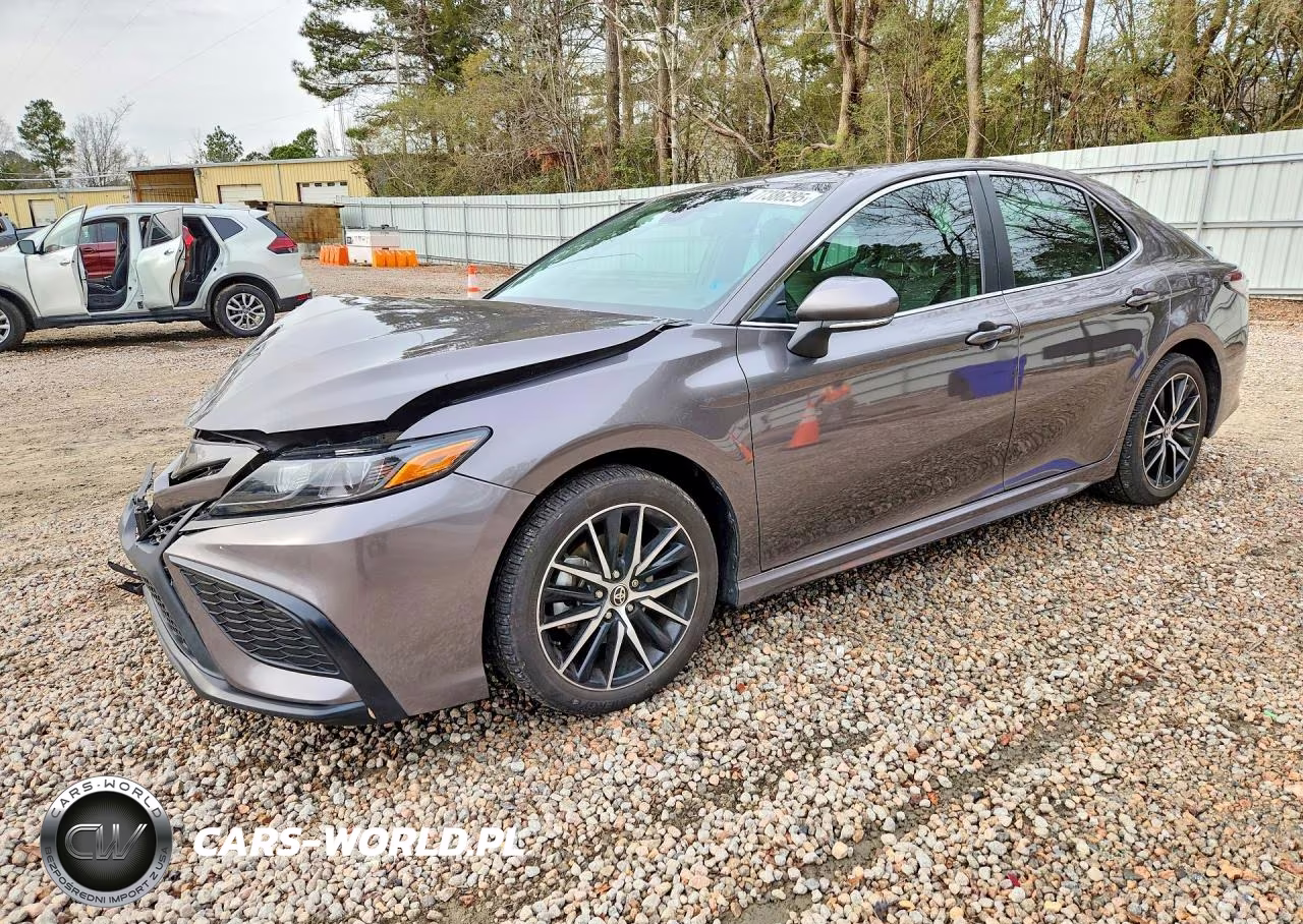2024 Toyota Camry Se – zdjęcie 1 z 12