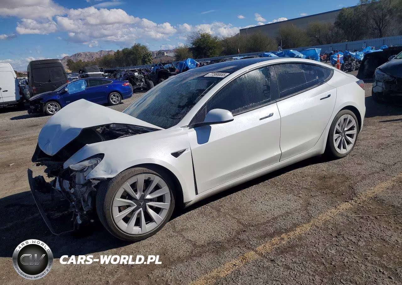 2023 Tesla Model 3 – zdjęcie 1 z 13