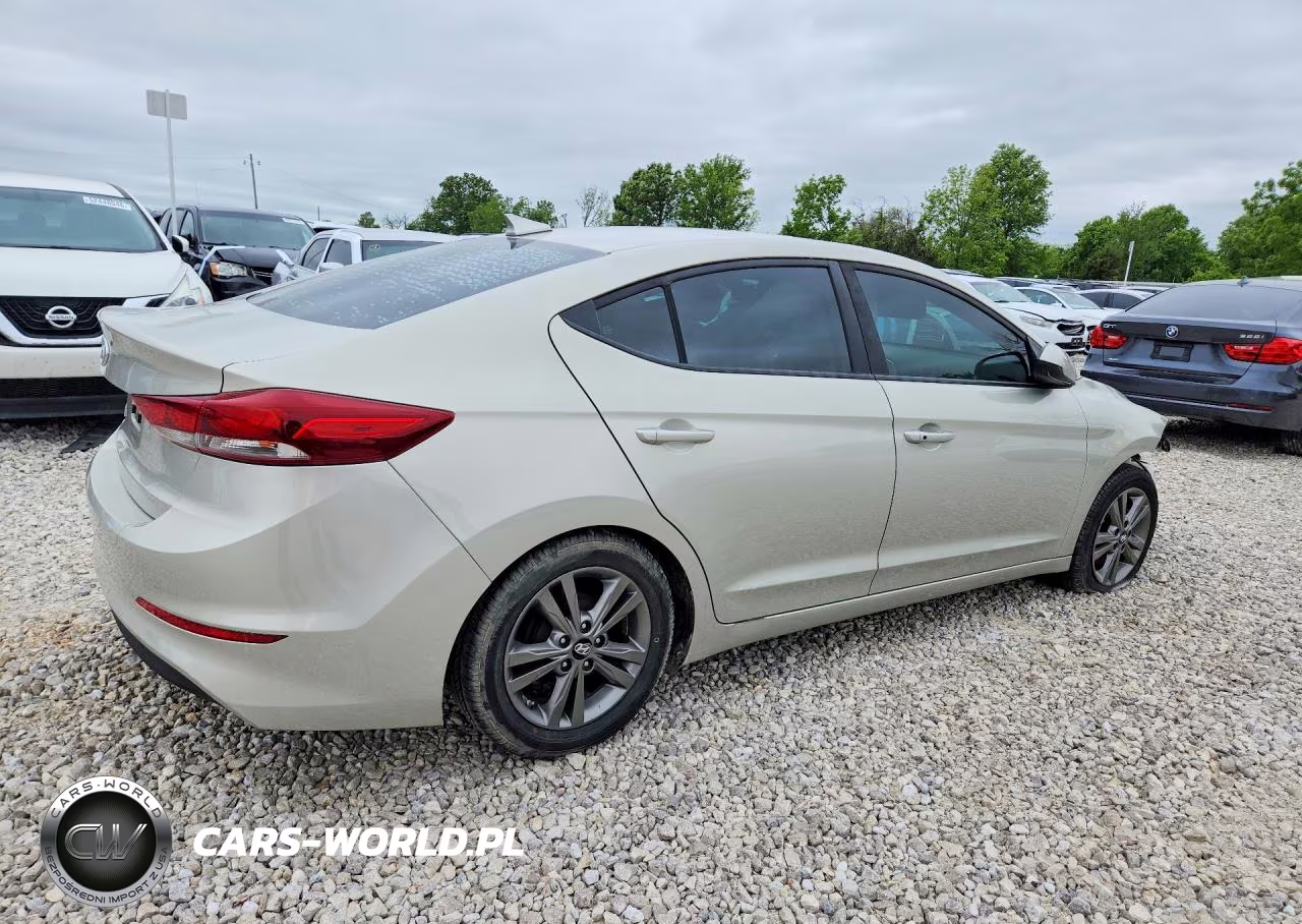 2017 Hyundai Elantra Se VIN:5NPD84LF7HH019158 - 3