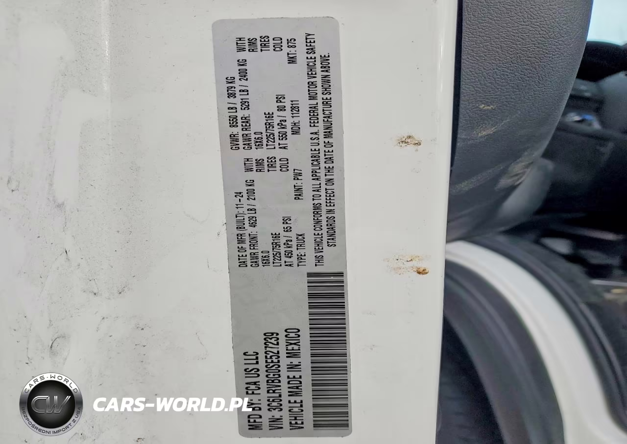 2025 Ram Promaster 1500 Delivery Van VIN:3C6LRVBG0SE527239 - 13