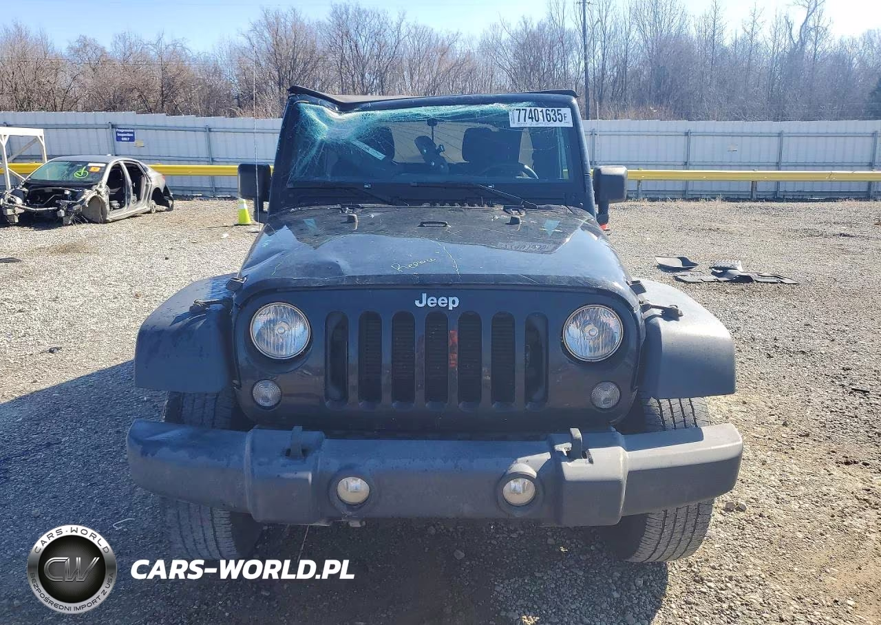 2015 Jeep Wrangler Unlimited Sport VIN:1C4BJWDG4FL761461 - 5