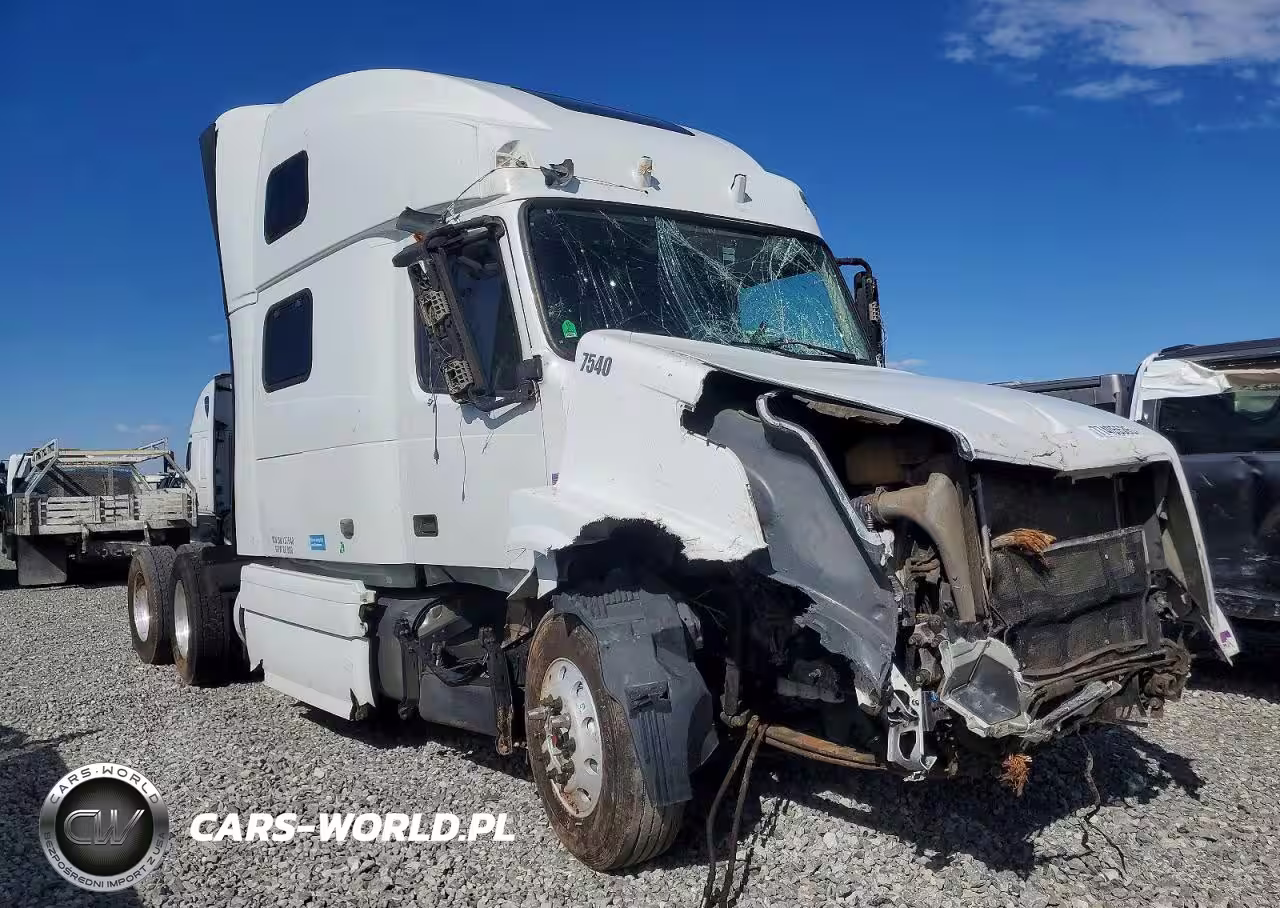 2013 Volvo Vnl Semi Truck