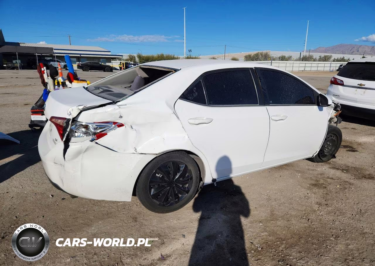 2018 Toyota Corolla L VIN:2T1BURHE4JC986853 - 3