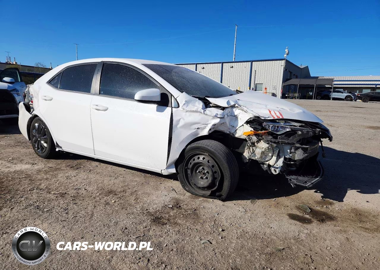 2018 Toyota Corolla L VIN:2T1BURHE4JC986853 - 4