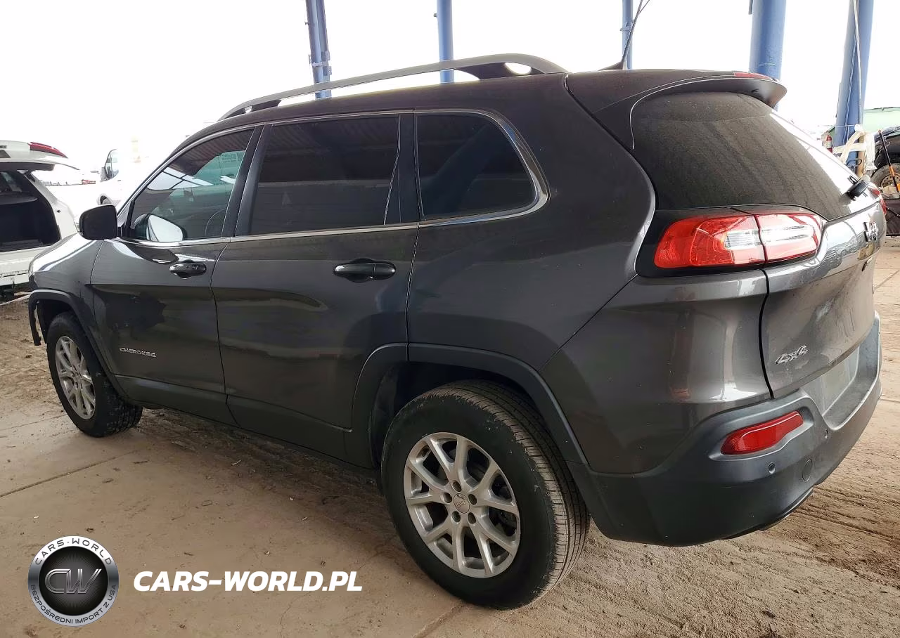 2018 Jeep Cherokee Latitude Plus VIN:1C4PJMLB1JD599470 - 2