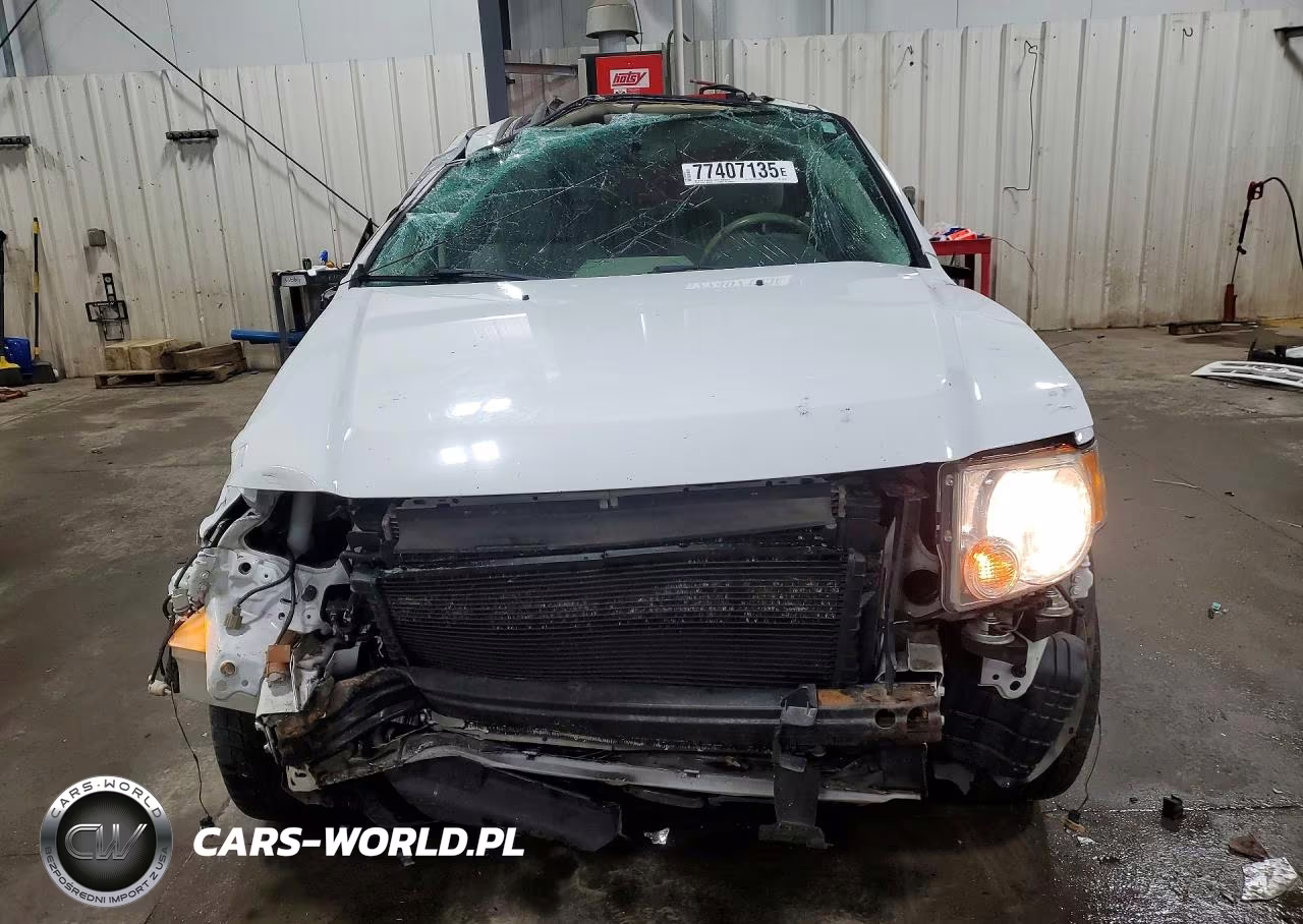 2011 Ford Escape Hybrid VIN:1FMCU5K3XBKA39705 - 5