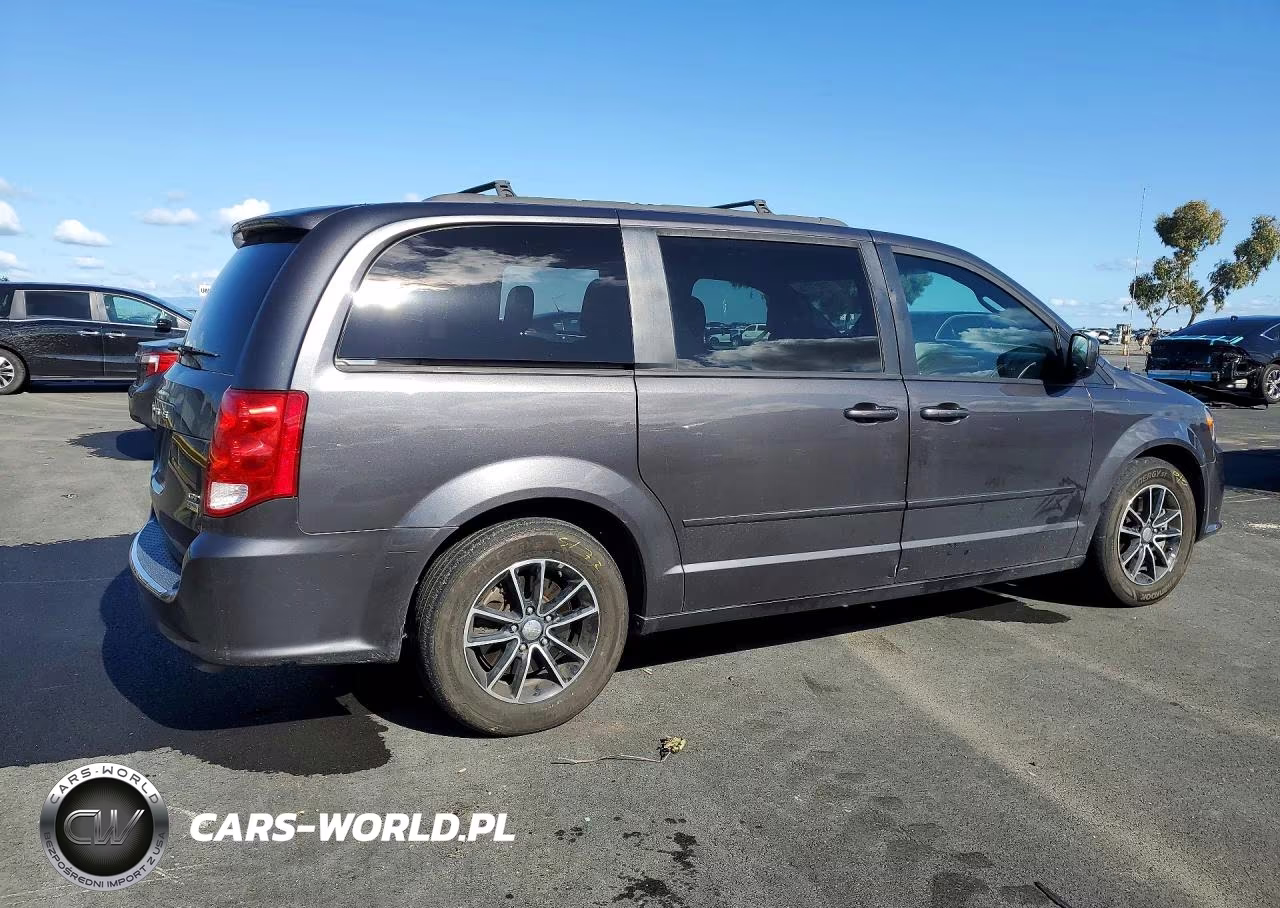 2017 Dodge Grand Caravan Gt VIN:2C4RDGEG6HR558379 - 3