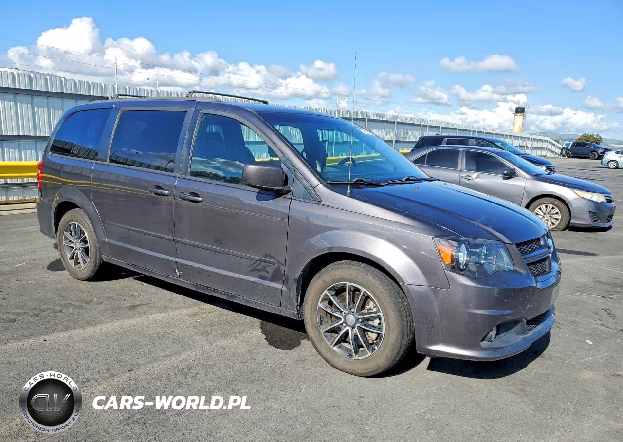 2017 Dodge Grand Caravan Gt VIN:2C4RDGEG6HR558379 - 4