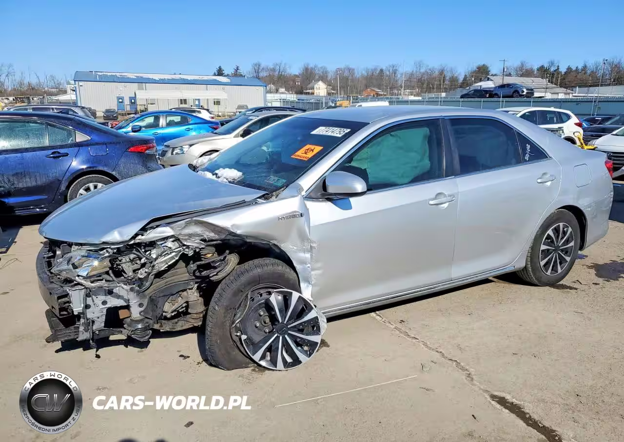 2012 Toyota Camry Hybrid