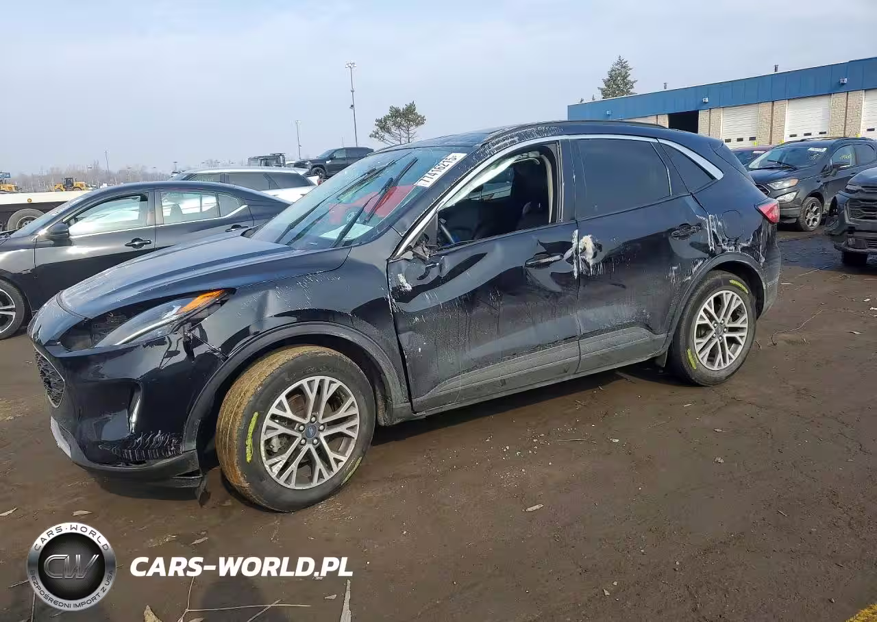 2020 Ford Escape Sel