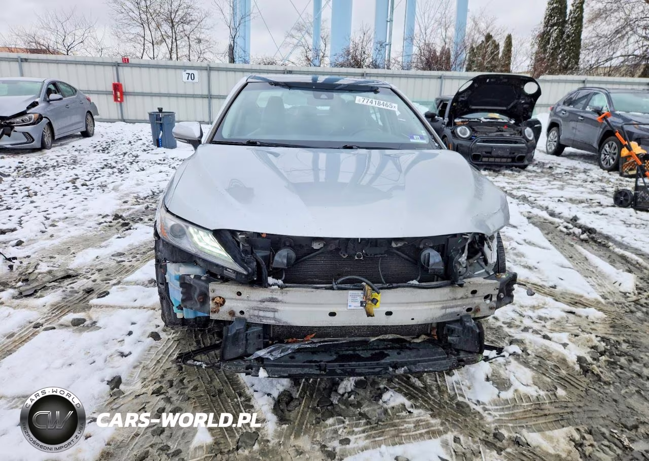 2018 Toyota Camry L VIN:4T1B11HK1JU034195 - 5