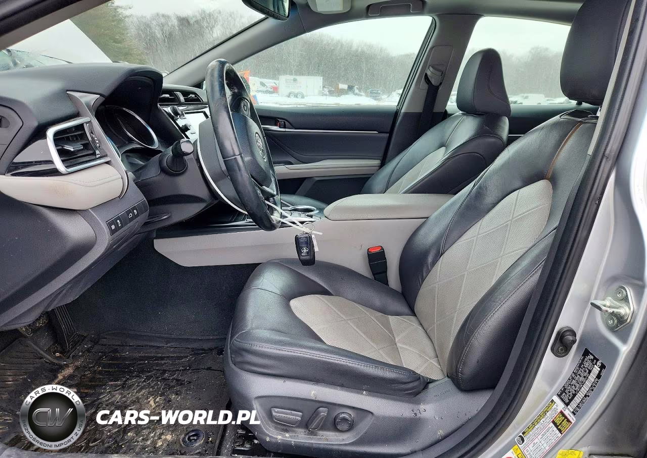 2018 Toyota Camry L VIN:4T1B11HK1JU034195 - 7
