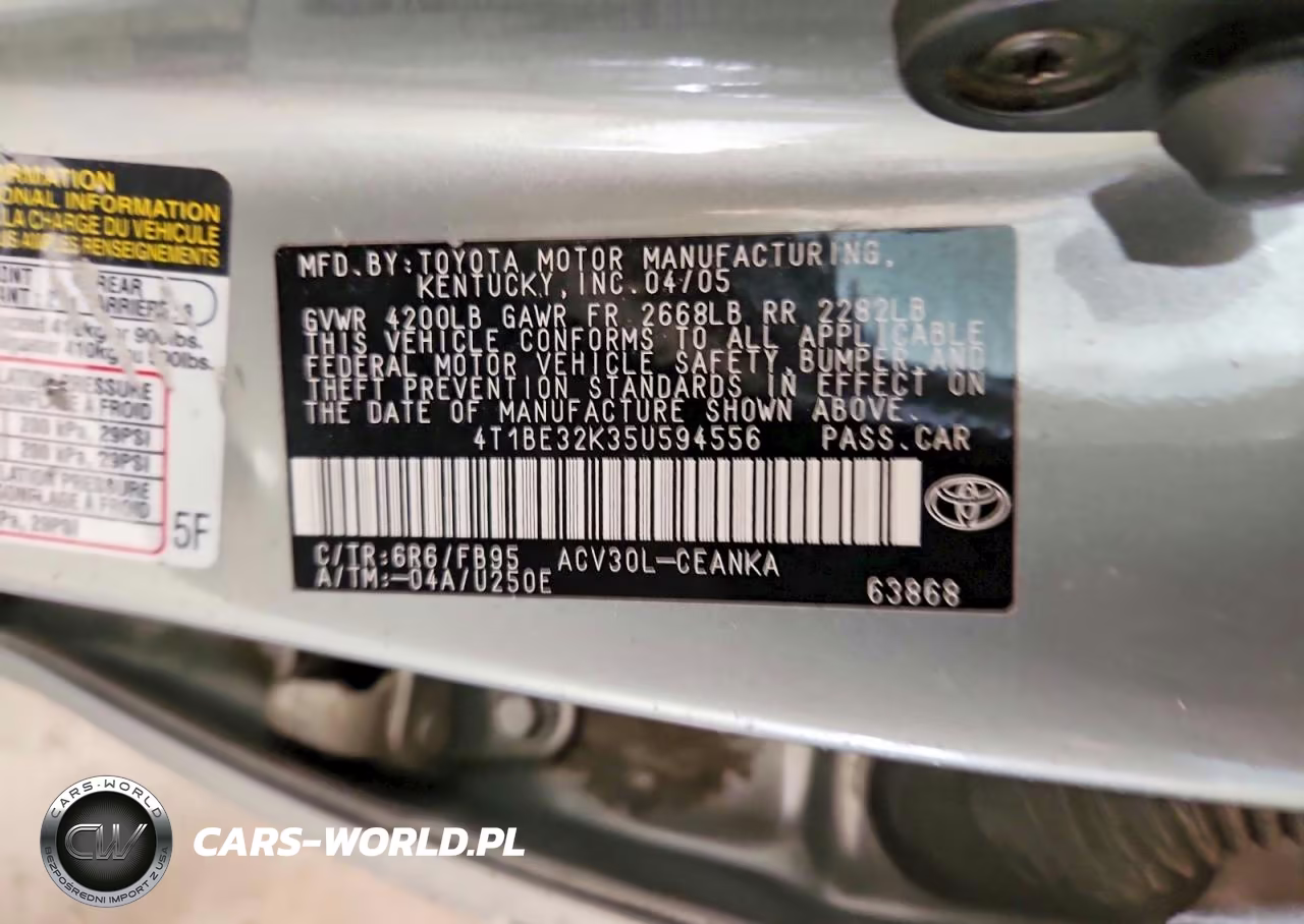 2005 Toyota Camry Le VIN:4T1BE32K35U594556 - 12