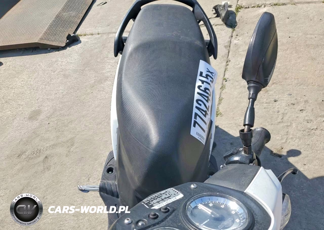 2022 Genuine Scooter Co. Hooligan 170I VIN:RFVBFBF98N1002577 - 5