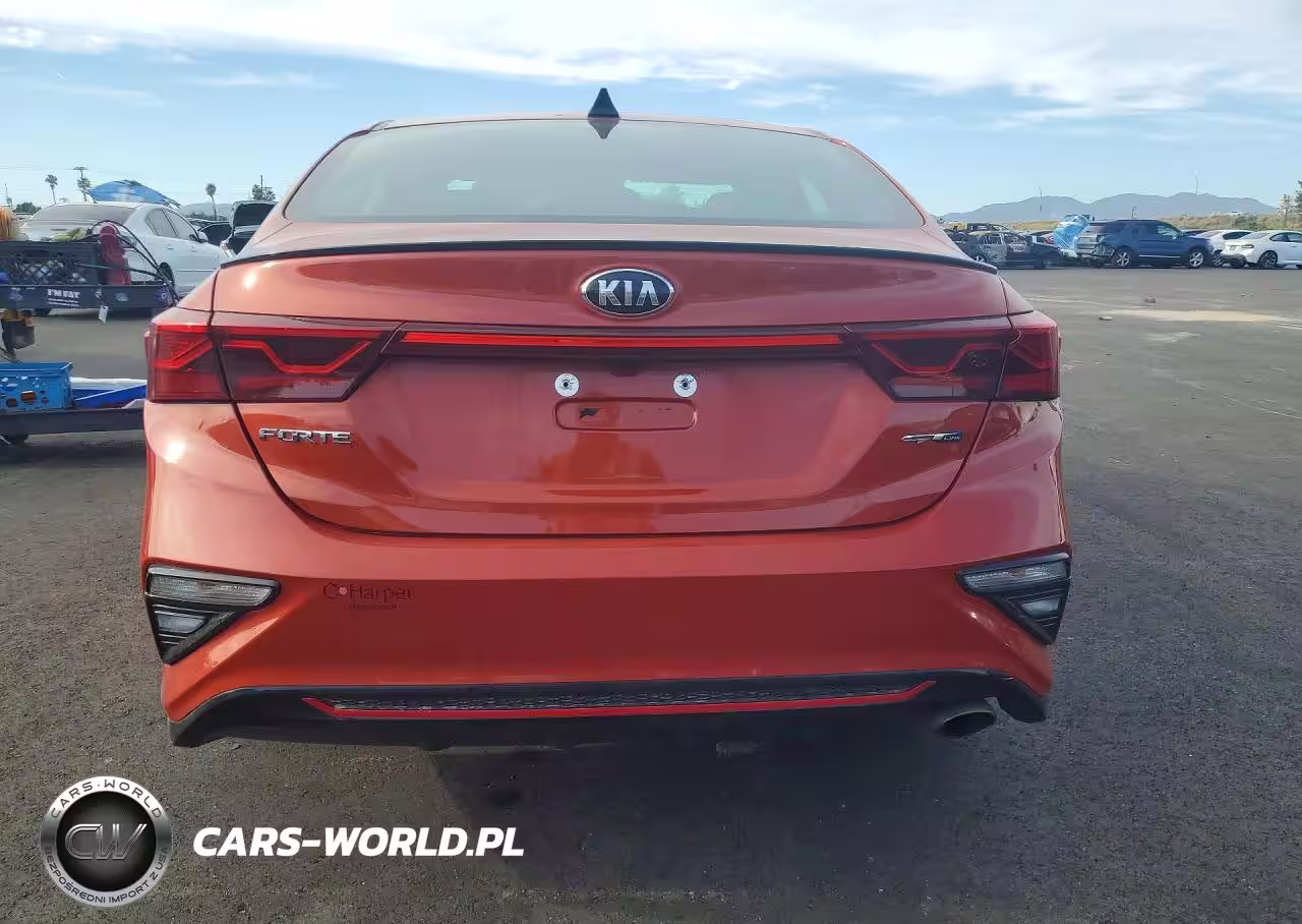 2021 Kia Forte VIN:3KPF34AD4ME389555 - 6