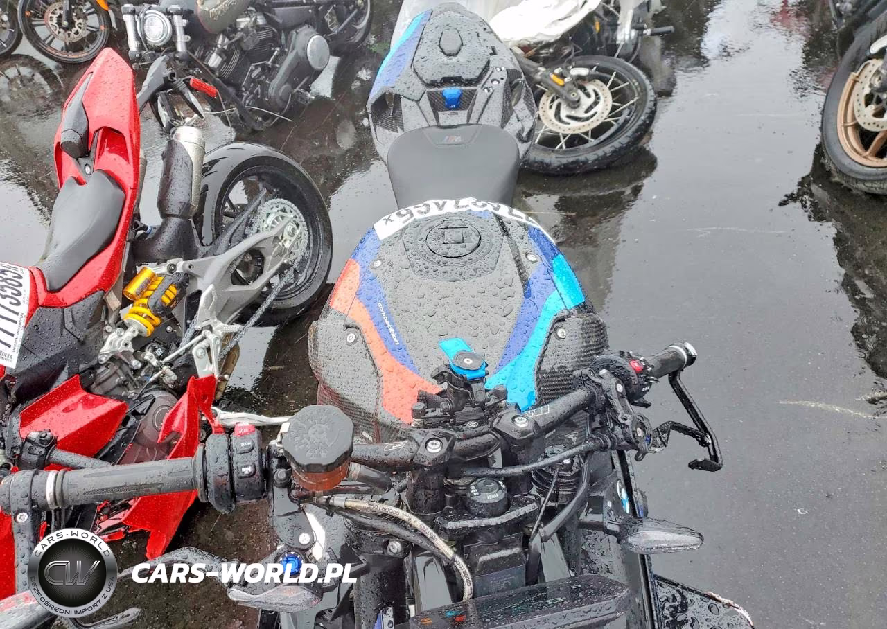 2024 BMW M 1000 R VIN:WB10E8303R6K88924 - 5