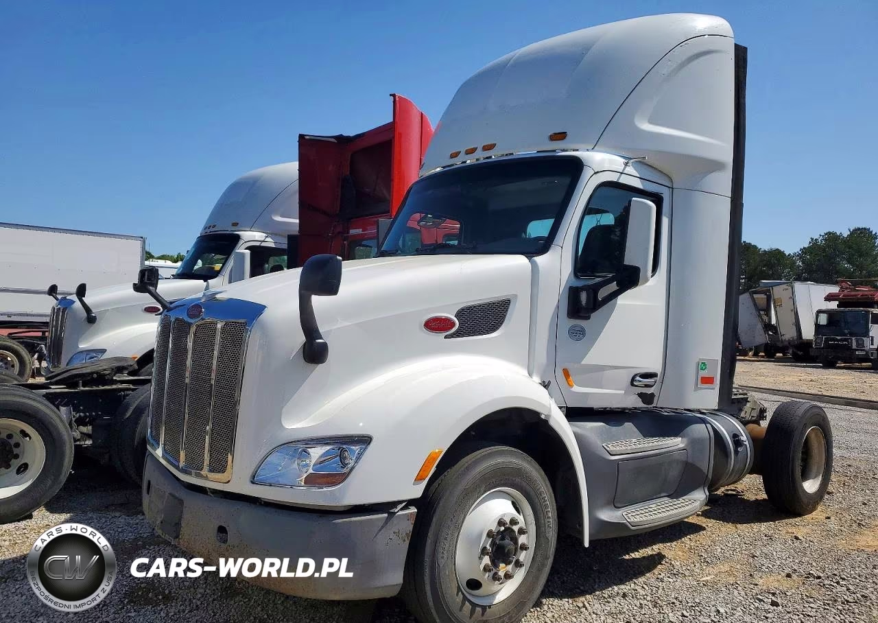 2017 Peterbilt 579 Semi Truck VIN:1XPBA48X6HD428835 - 2