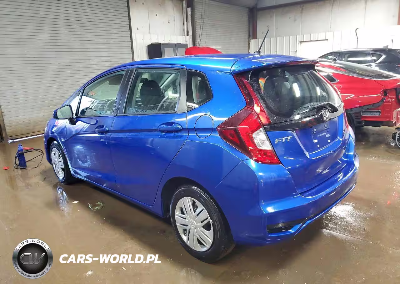 2019 Honda Fit Lx VIN:3HGGK5H40KM749587 - 2