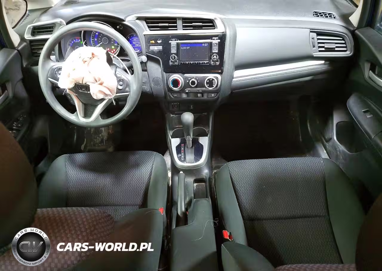 2019 Honda Fit Lx VIN:3HGGK5H40KM749587 - 8