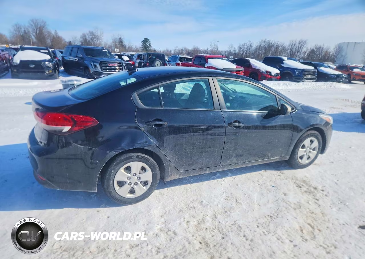 2018 Kia Forte Lx VIN:3KPFK4A7XJE274595 - 3