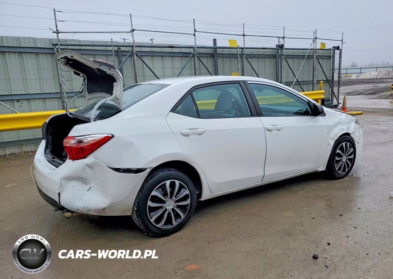 2019 Toyota Corolla Le VIN:2T1BURHE1KC241768 - 3