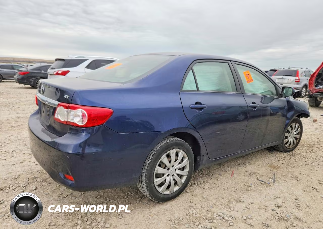 2012 Toyota Corolla Le VIN:JTDBU4EE4C9176980 - 3