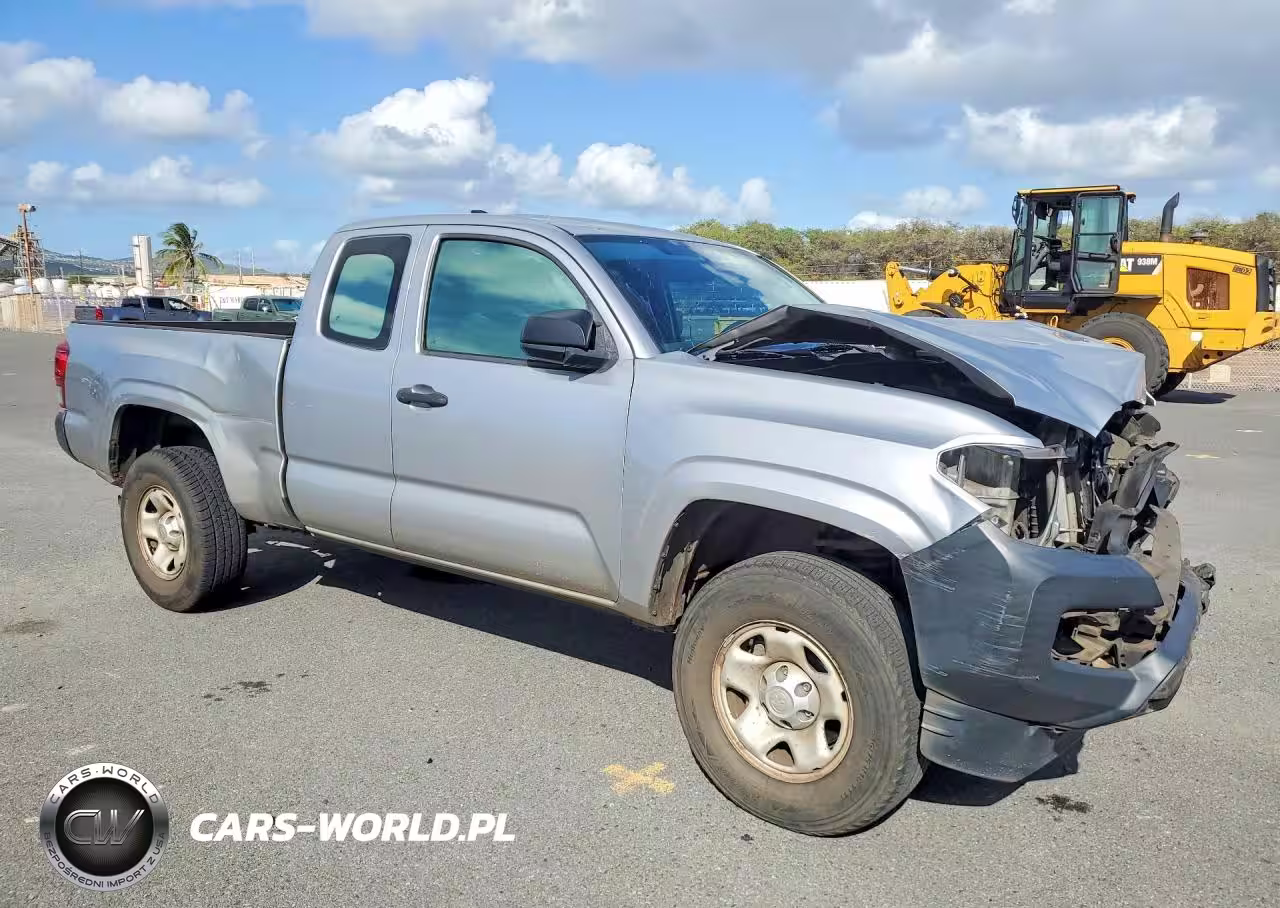 2017 Toyota Tacoma Access Cab VIN:5TFRX5GN5HX099404 - 4