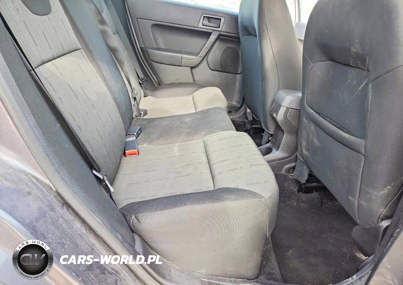 2009 Ford Focus Se VIN:1FAHP35N79W121676 - 10