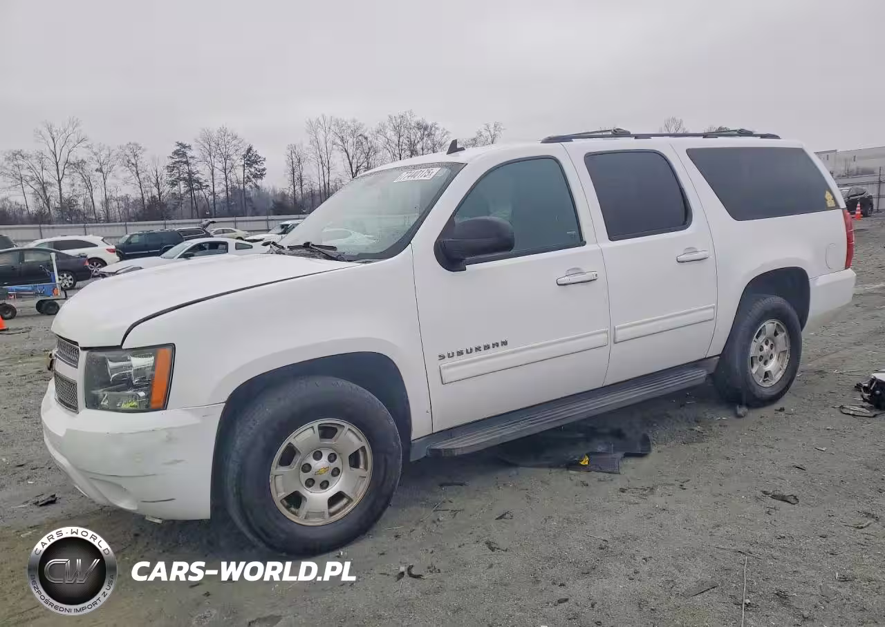2013 Chevrolet Suburban C1500 Ls