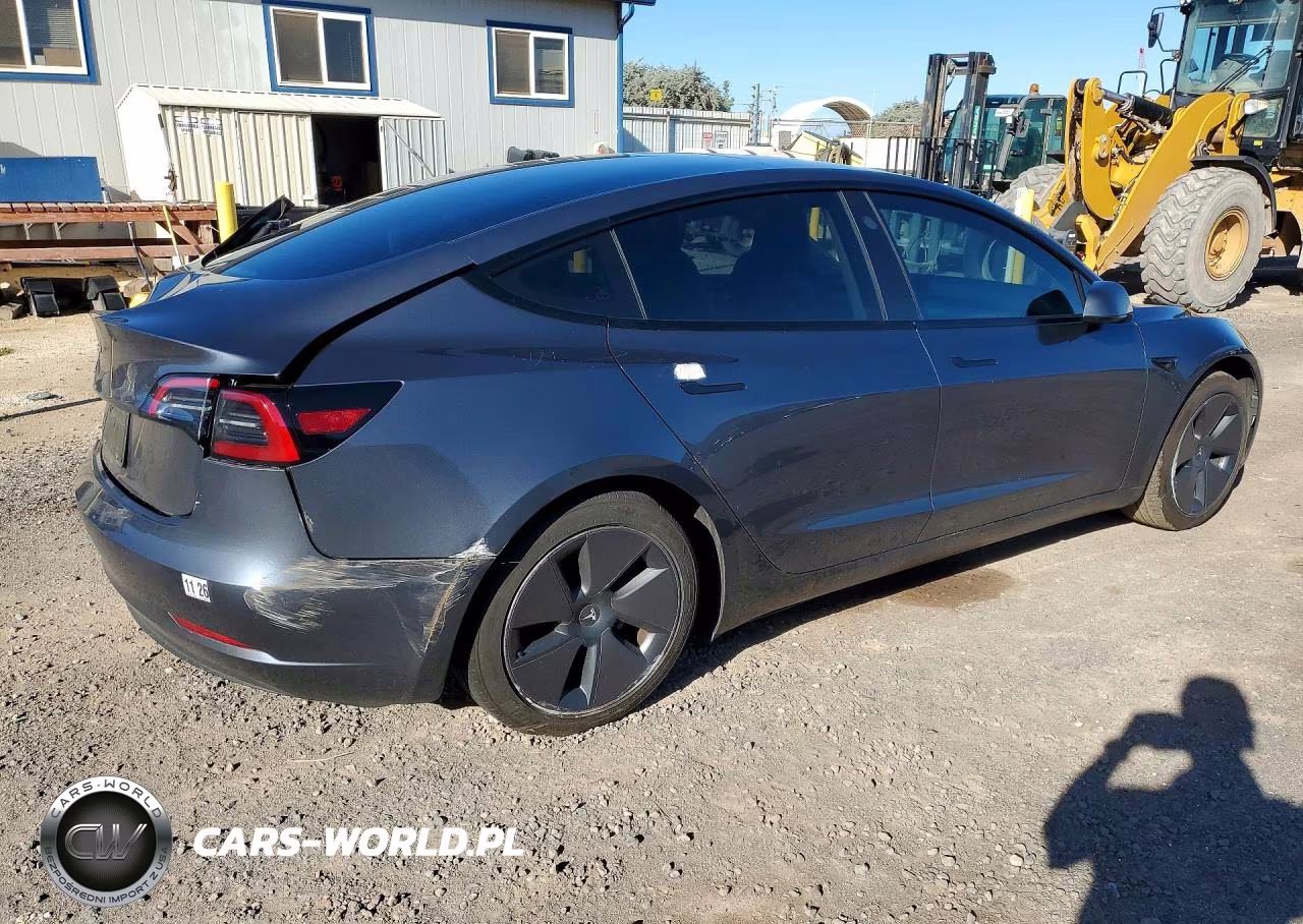 2023 Tesla Model 3 VIN:5YJ3E1EA3PF651527 - 3