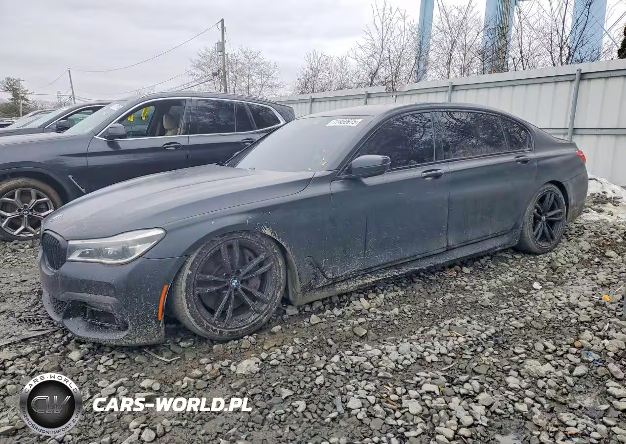 2017 BMW 750 Xi