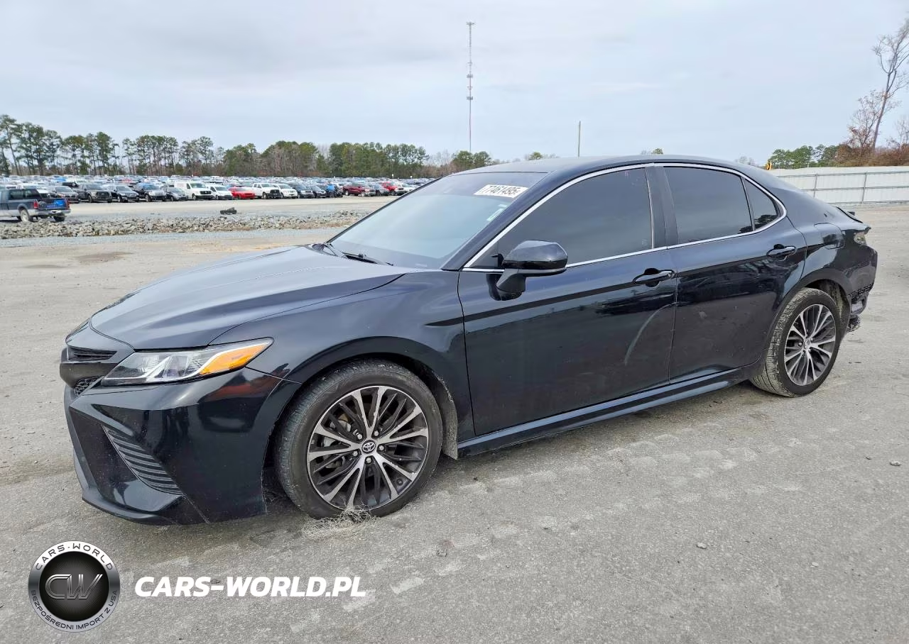 2019 Toyota Camry L – zdjęcie 1 z 12