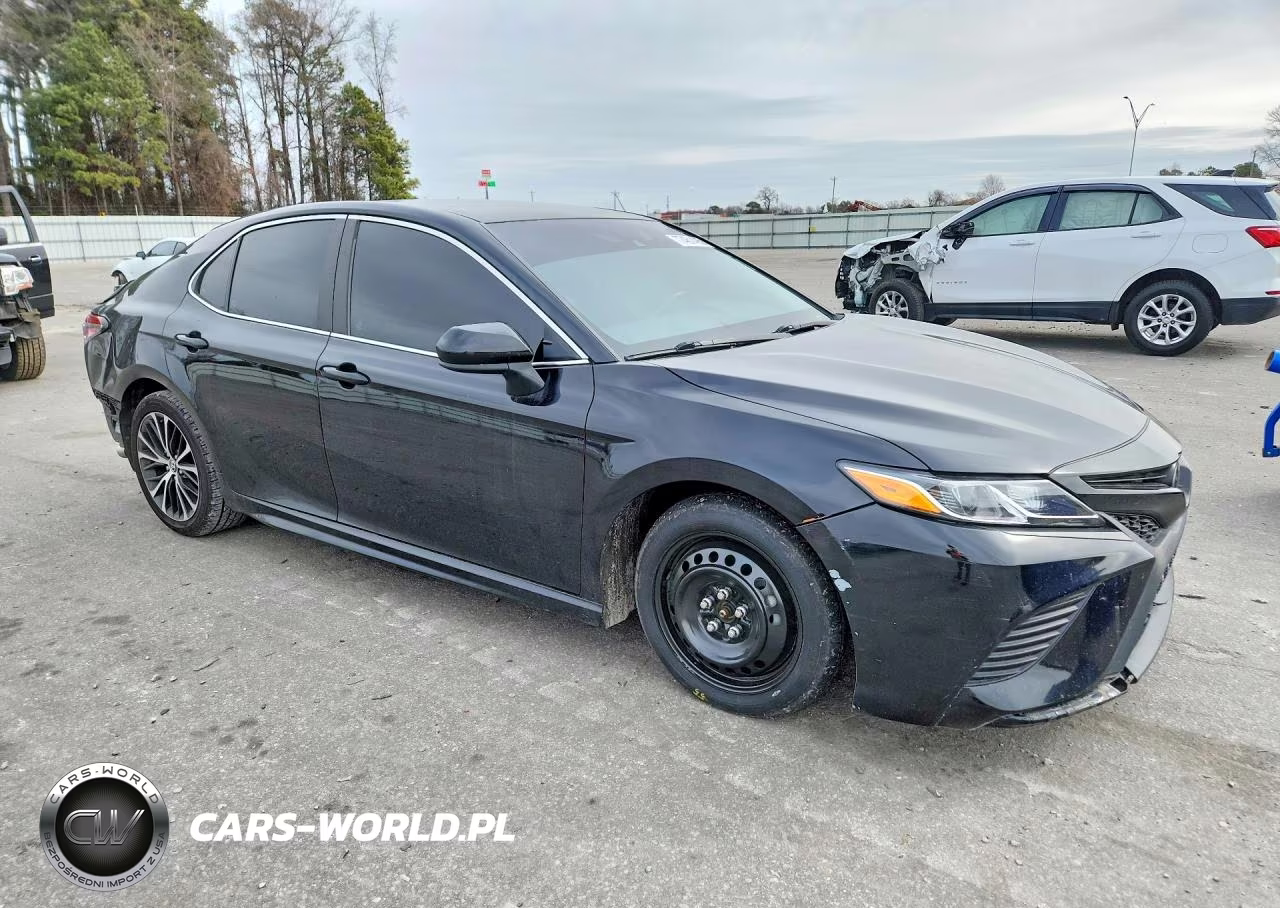 2019 Toyota Camry L VIN:4T1B11HK1KU830379 - 4