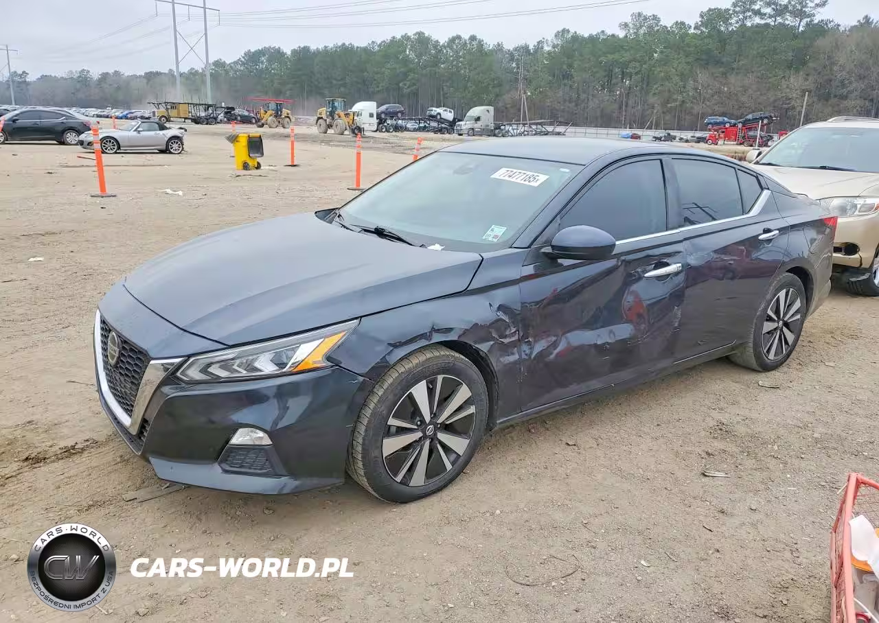 2022 Nissan Altima Sv