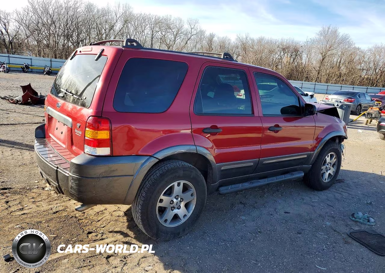 2005 Ford Escape Xlt VIN:1FMYU03145KE10402 - 3
